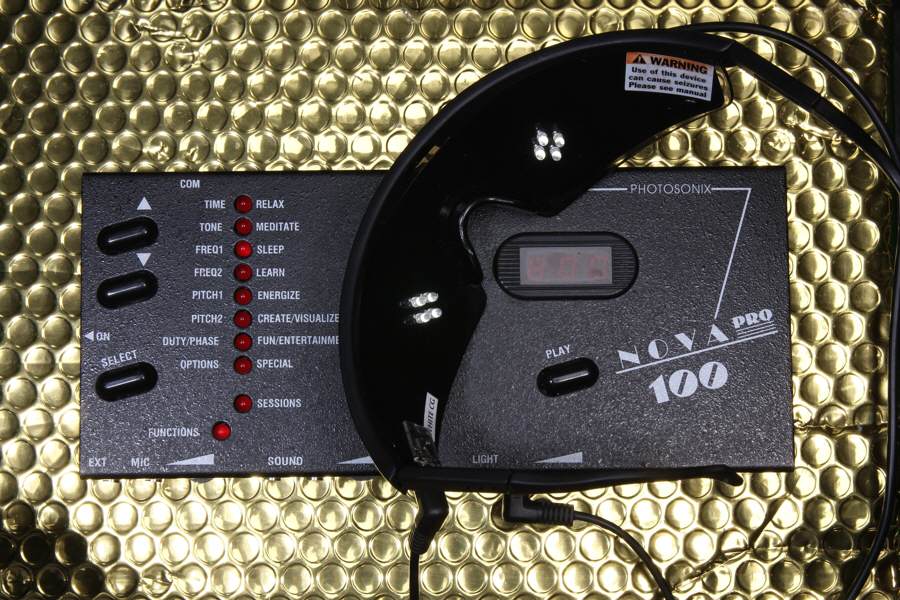 Photosonix NP100 Brainmachine met LED bril